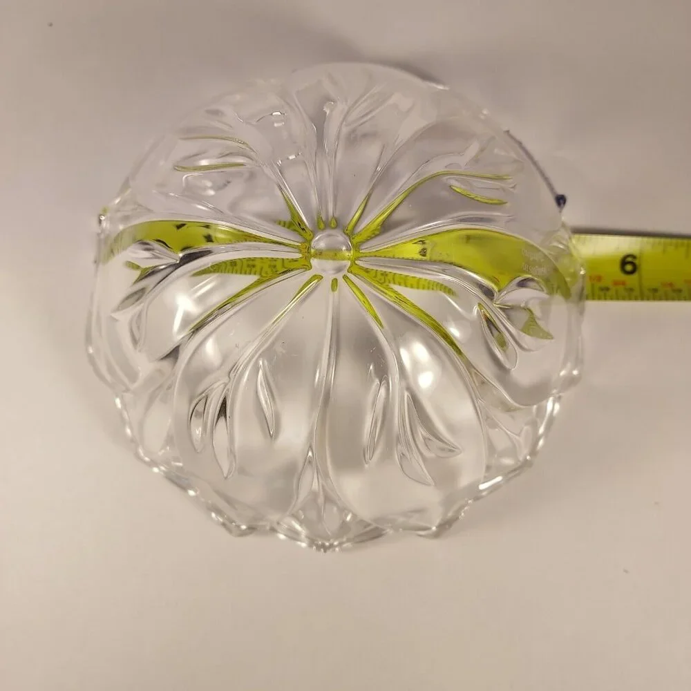 Marquis Waterford Crystal Bowl Christmas Poinsettia Candy Signed 5 Inch Diameter - Picture 7 of 13